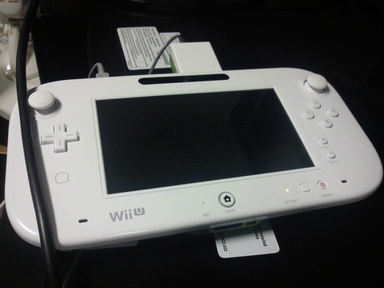 Le contrôleur de la Wii  en version définitive