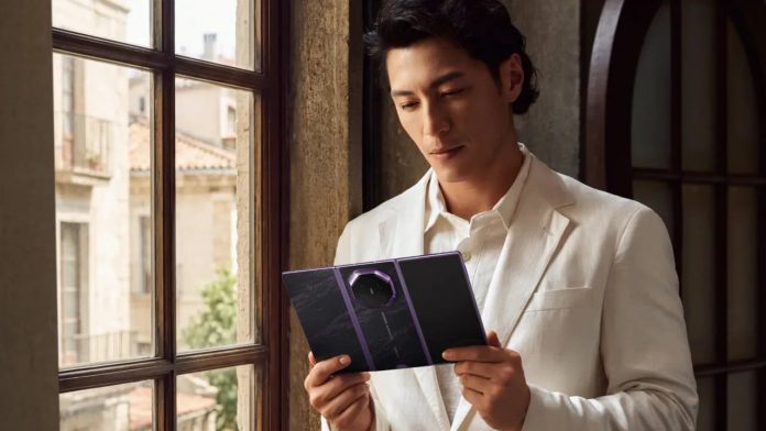 huawei-mate-xt2-tri-folding-1280w-720h_jpg_1280x720_crop_q85